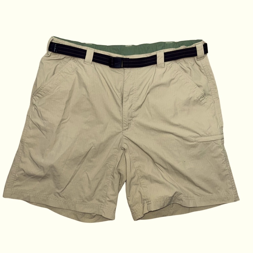 L.L. Bean Khaki Nylon Shorts with Belt Men’s Size Large